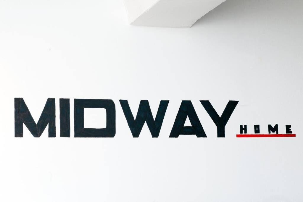 Midway Home, Nel Centro Storico Di Genova Exterior foto